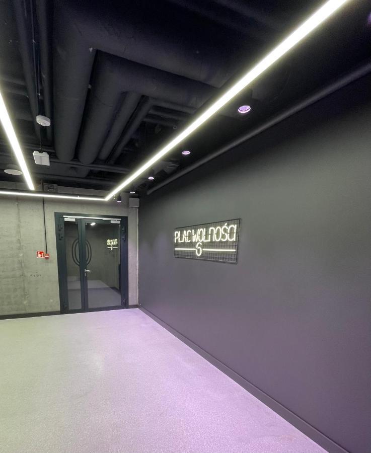 Plac Wolnosci 6 Contactless Check-In 24H Poznan Exterior photo